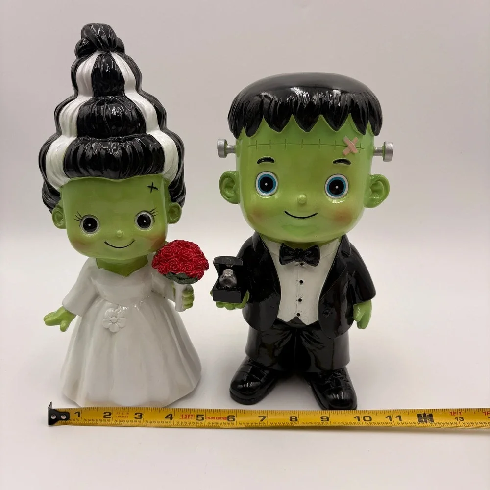 Frankenstein and Bride Wedding Proposal Resin Figurine Set Halloween Decor